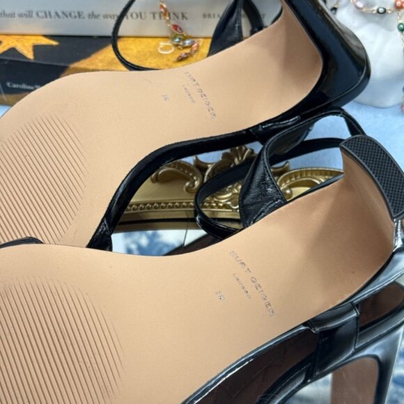 🆕 KURT GEIGER LONDON 🧿 NWOB Chelsea Heel Sandal, Black Patent - Sz 38 US 7.5 - Picture 12 of 12